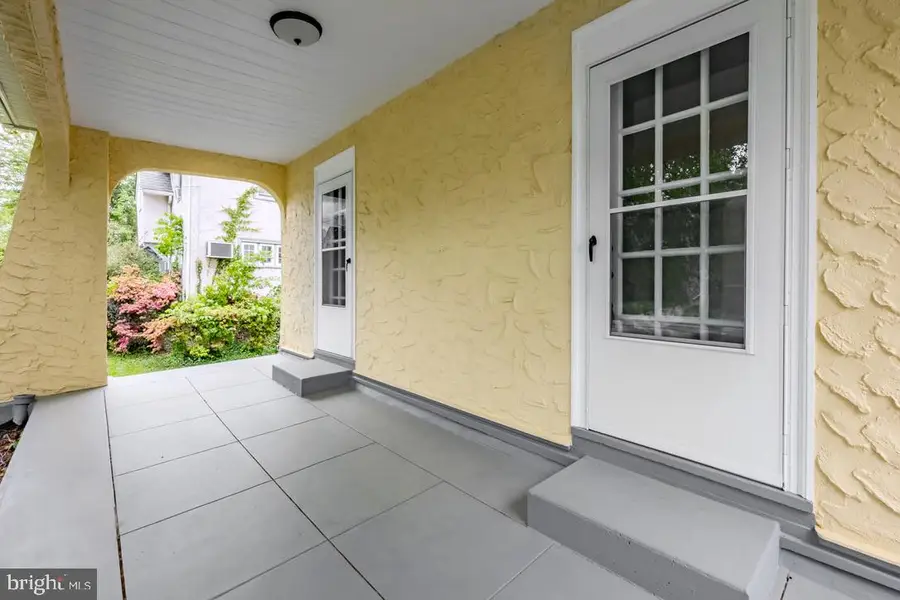 711 Harper Ave, Drexel Hill, PA 19026 - #2