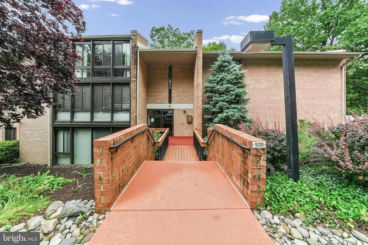 520 N Lemon St #f6, Media, PA 19063 - #1