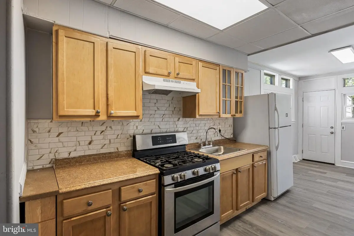 59 N Keystone Ave, Upper Darby, PA 19082 - #1