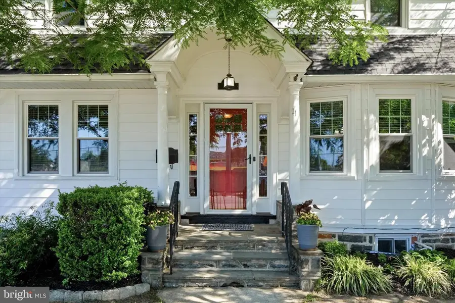 11 Golf Rd, Havertown, PA 19083 - #2