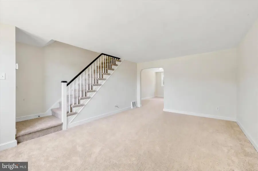1129 Stratford Rd, Glenolden, PA 19036 - #3
