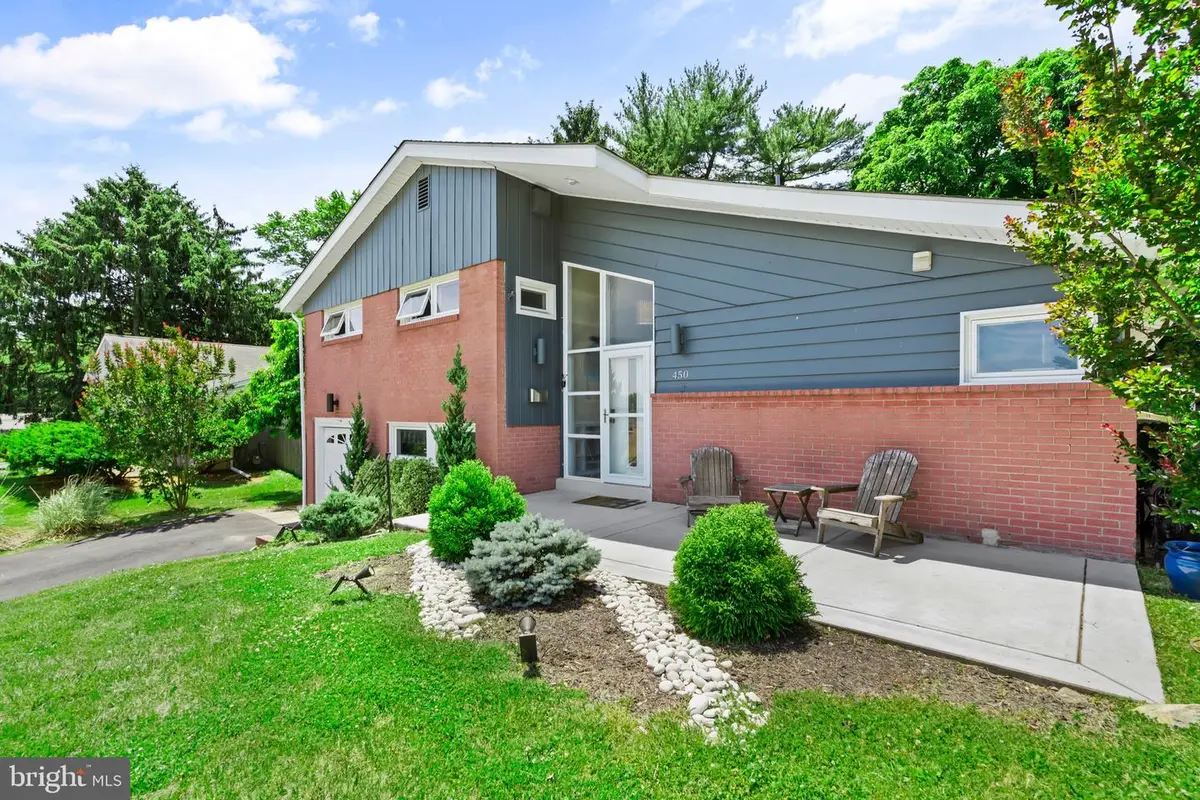 450 Foster Dr, Springfield, PA 19064 - #1