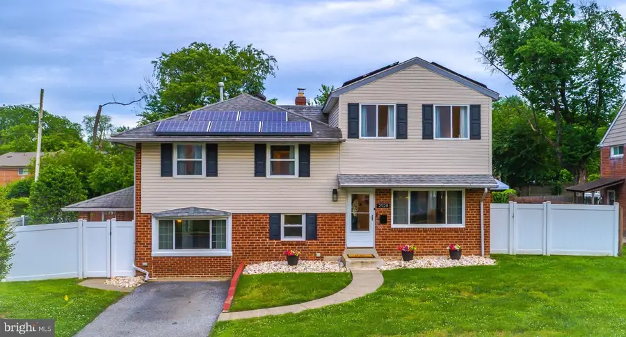 2928 Larkspur Ln, Secane, PA 19018 - #2