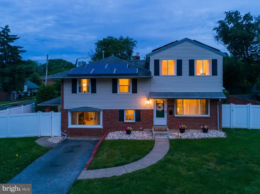 2928 Larkspur Ln, Secane, PA 19018 - #3
