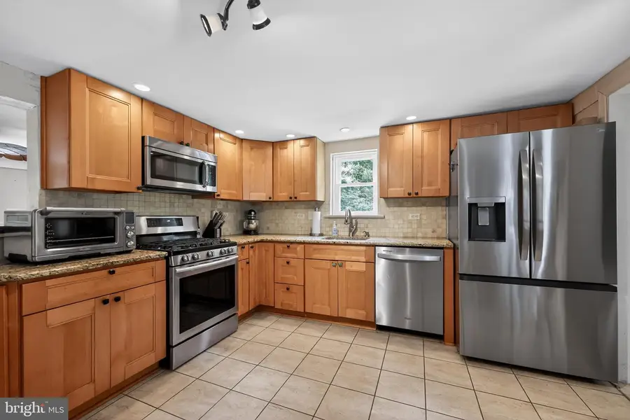 599 N Bishop Ave, Springfield, PA 19064 - #3