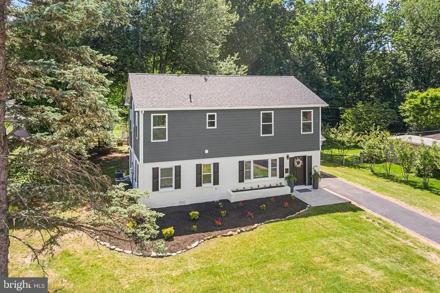 2016 Woodside Ln, Broomall, PA 19008 - #2