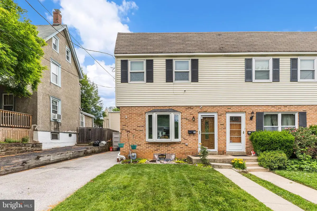 159 Saint Charles St, Drexel Hill, PA 19026 - #1