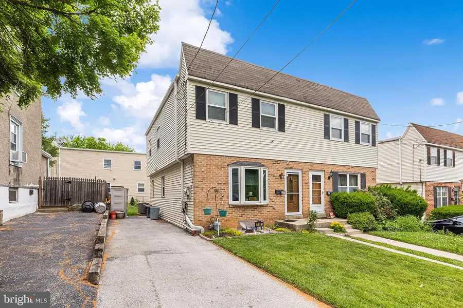 159 Saint Charles St, Drexel Hill, PA 19026 - #2