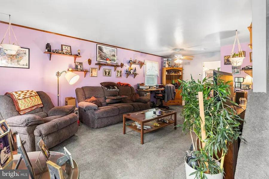 159 Saint Charles St, Drexel Hill, PA 19026 - #3