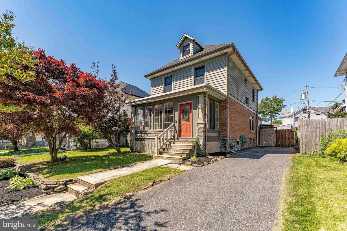 32 W Ridley Ave, Norwood, PA 19074 - #1
