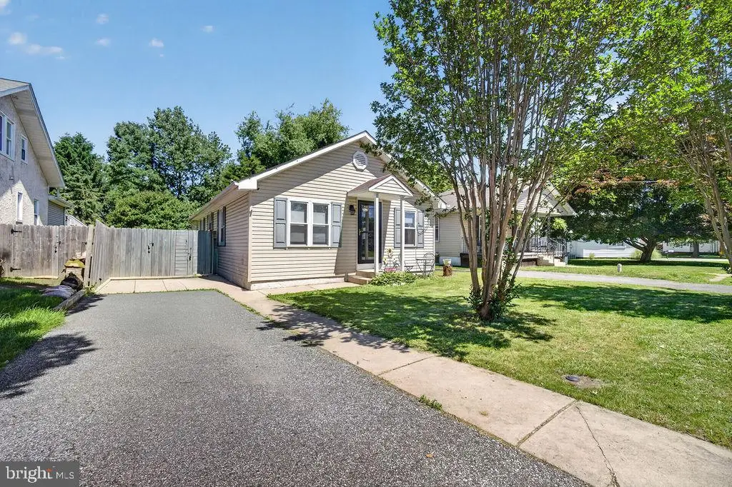 330 Ruth Ave, Upper Chichester, PA 19014 - #1
