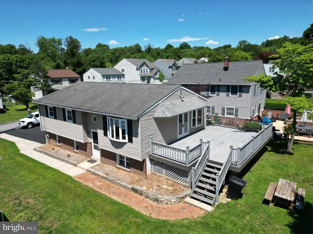 227 Elm Ave, Media, PA 19063 - #1