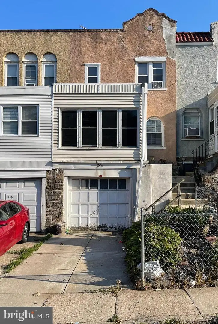 6956 Aberdeen Rd, Upper Darby, PA 19082 - #1