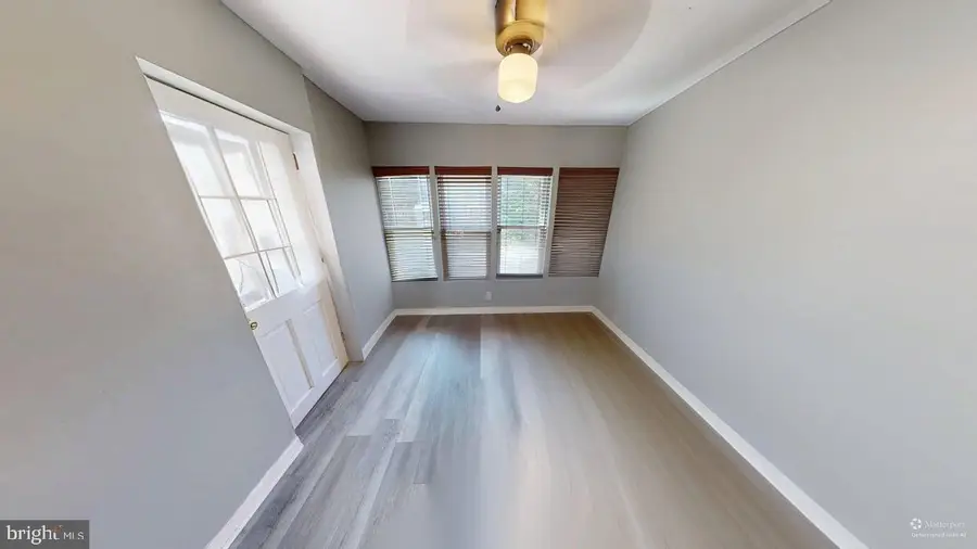 6956 Aberdeen Rd, Upper Darby, PA 19082 - #2