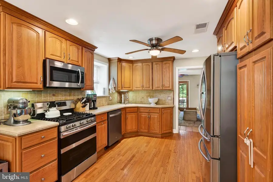 122 Ashwood Rd, Springfield, PA 19064 - #3