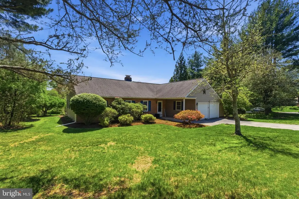 305 Saint Andrews Dr, Media, PA 19063 - #1