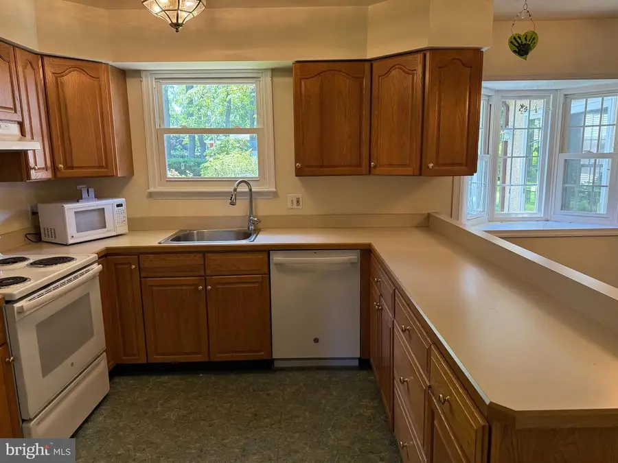 203 Moore Rd, Wallingford, PA 19086 - #3