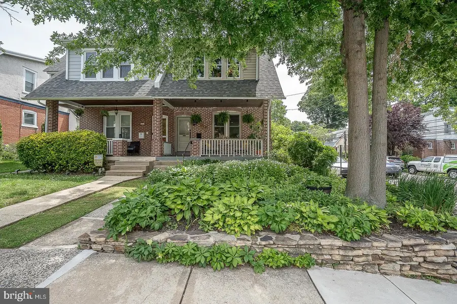 323 S Olive St, Media, PA 19063 - #2