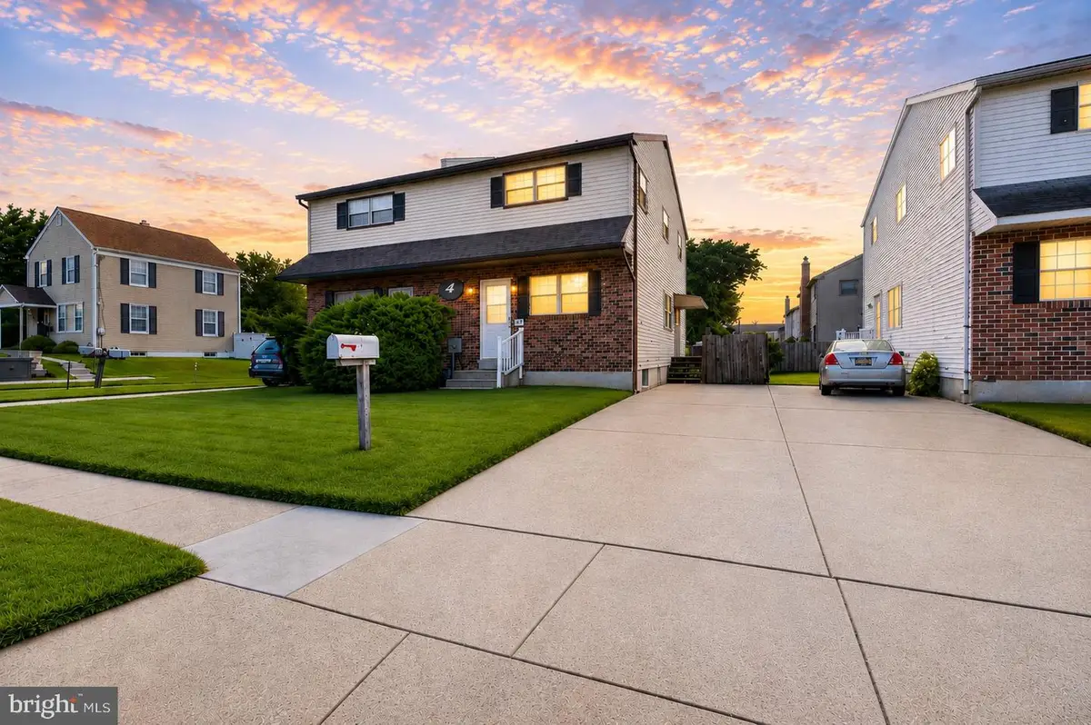 21 Upland Rd, Brookhaven, PA 19015 - #1