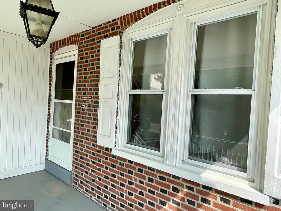 692 Lenni Rd, Aston, PA 19014 - #3