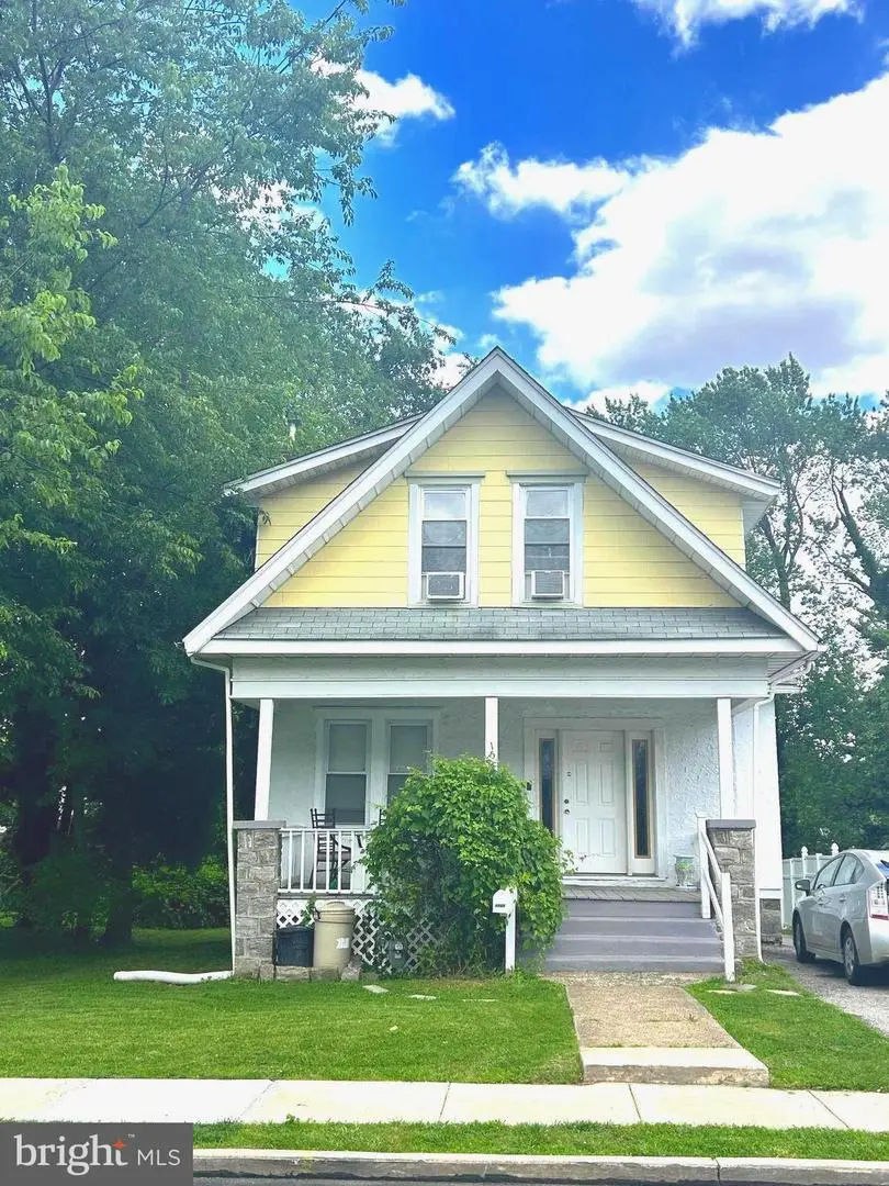 1525 Elmwood Ave, Folcroft, PA 19032 - #1