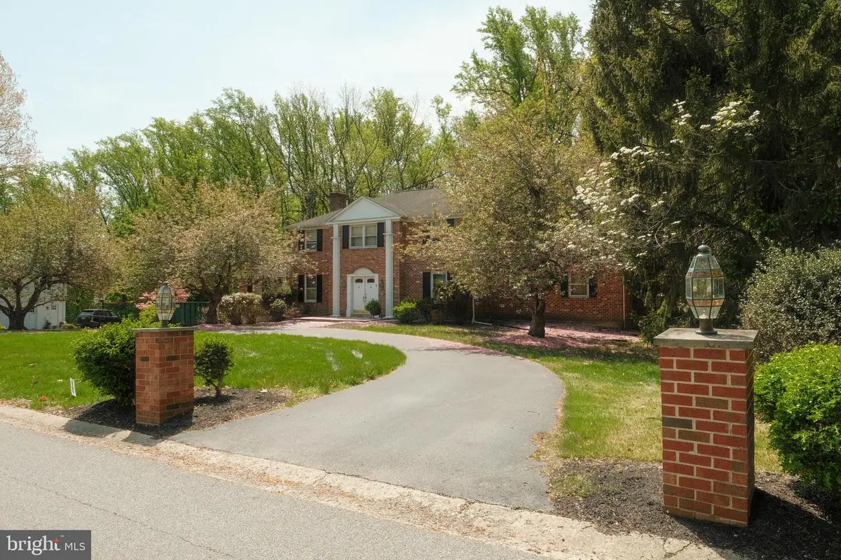 112 Kelly Ln, Media, PA 19063 - #1