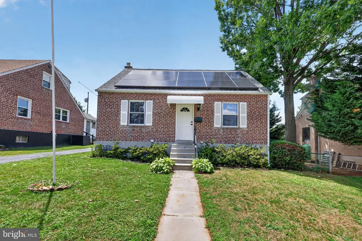 204 Sharon Park Dr, Folcroft, PA 19032 - #1