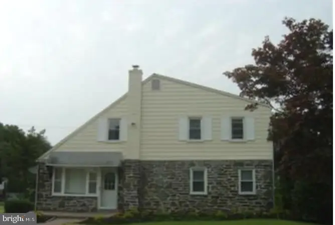 746 Cricket Ln, Aldan, PA 19018 - #1
