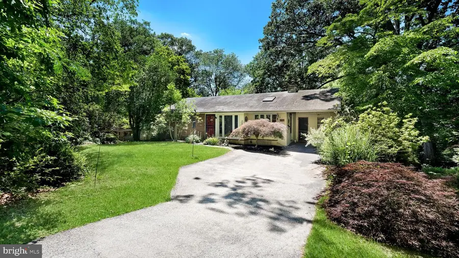 42 W Ridge Rd, Media, PA 19063 - #2