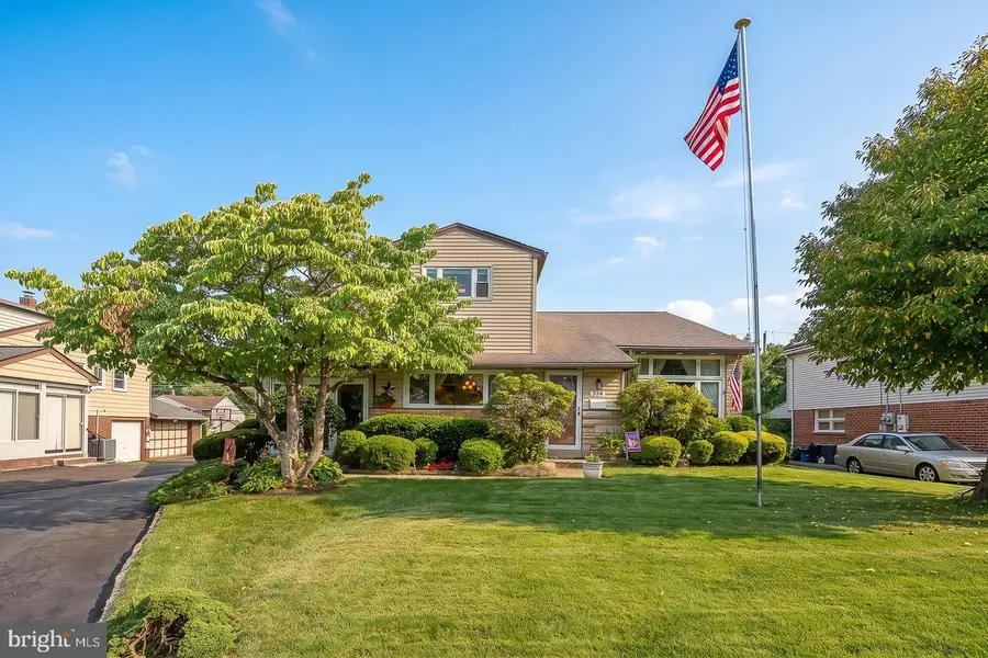 324 Warren Blvd, Broomall, PA 19008 - #2