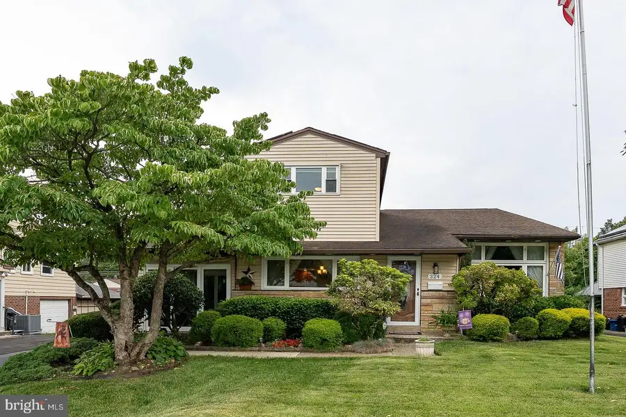 324 Warren Blvd, Broomall, PA 19008 - #3