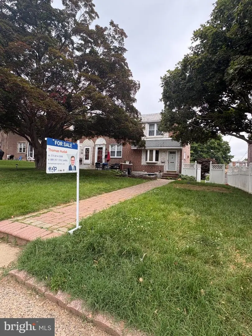 5144 Whitehall Dr, Clifton Heights, PA 19018 - #2