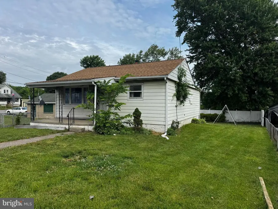 2426 Bethel Rd, Chester, PA 19013 - #3