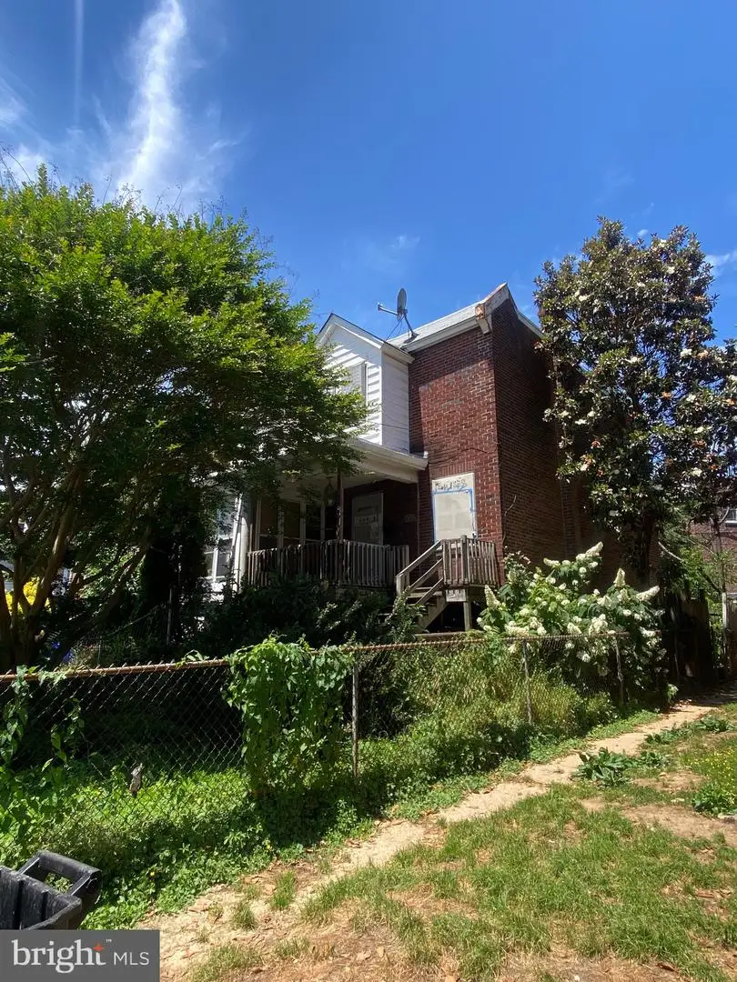 336 W 15th St, Chester, PA 19013 - #1