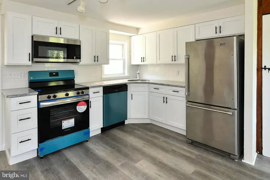 7 Helluva Hill Ln, Glen Mills, PA 19342 - #3