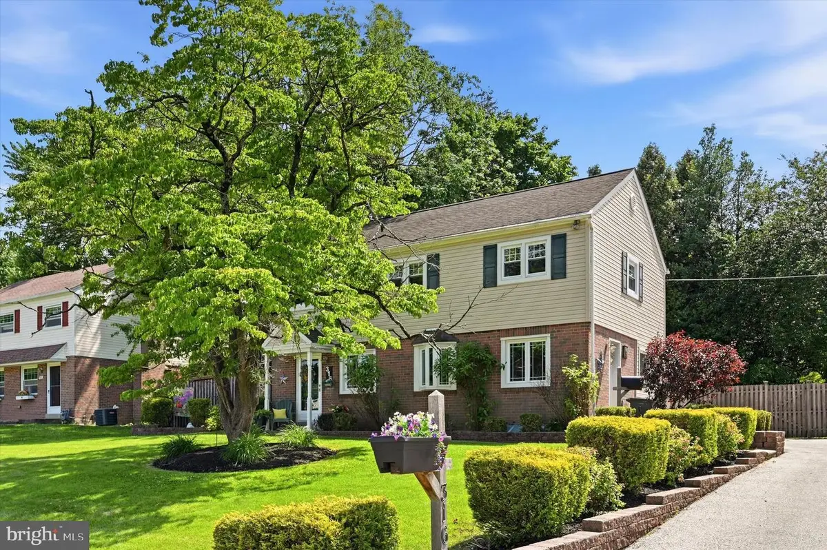 316 E Thomson Ave, Springfield, PA 19064 - #1