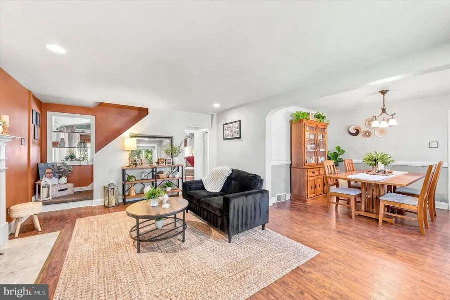 316 E Thomson Ave, Springfield, PA 19064 - #3