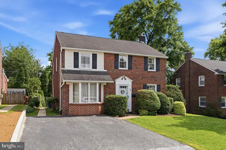 204 Flintlock Rd, Drexel Hill, PA 19026 - #2