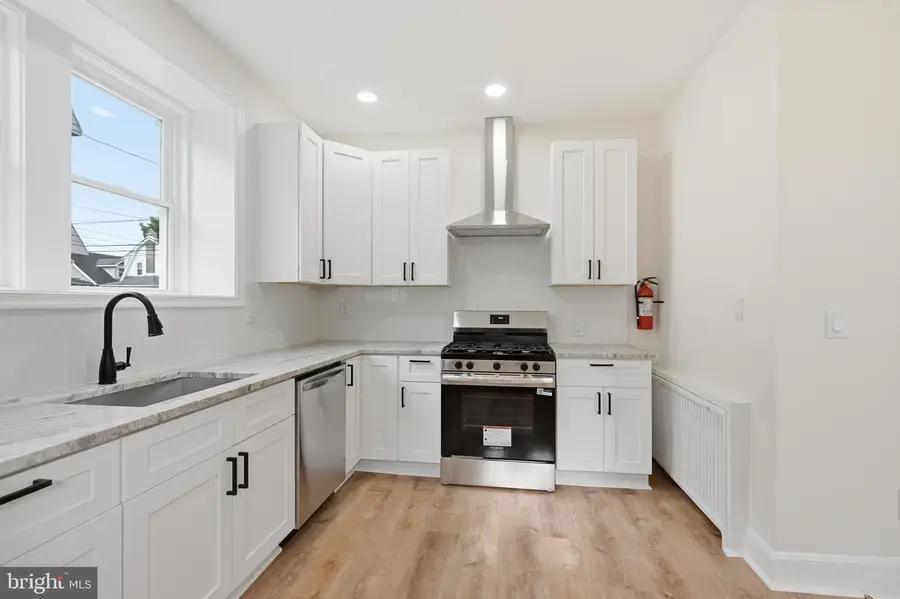 161 E Avon Rd, Brookhaven, PA 19015 - #3