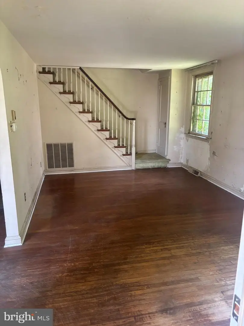 317 Walnut Hill Ln, Havertown, PA 19083 - #3