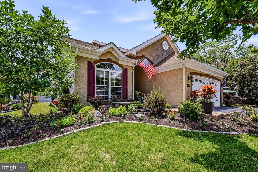 10 Irwin Dr, Upper Chichester, PA 19061 - #2