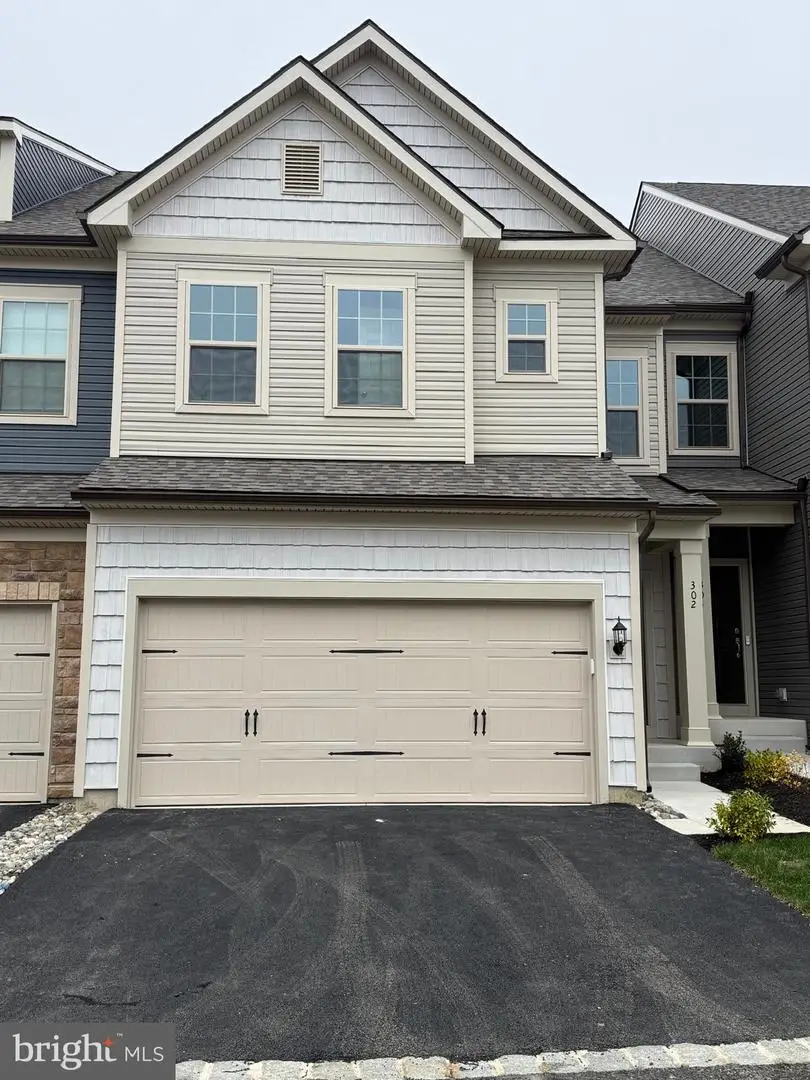 302 Milton Stamp Dr, Glen Mills, PA 19342 - #1