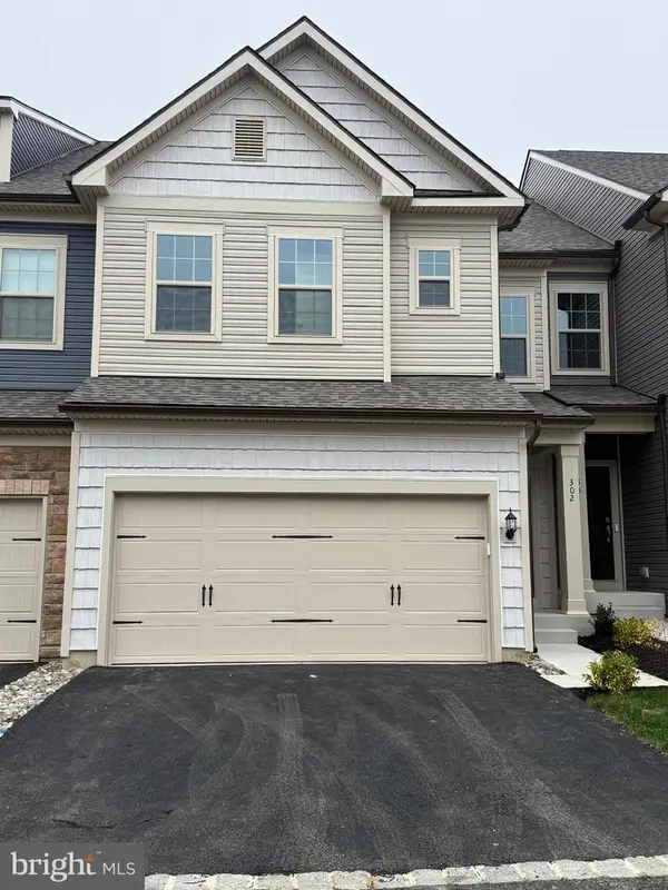 302 Milton Stamp Dr, GLEN MILLS, PA 19342
