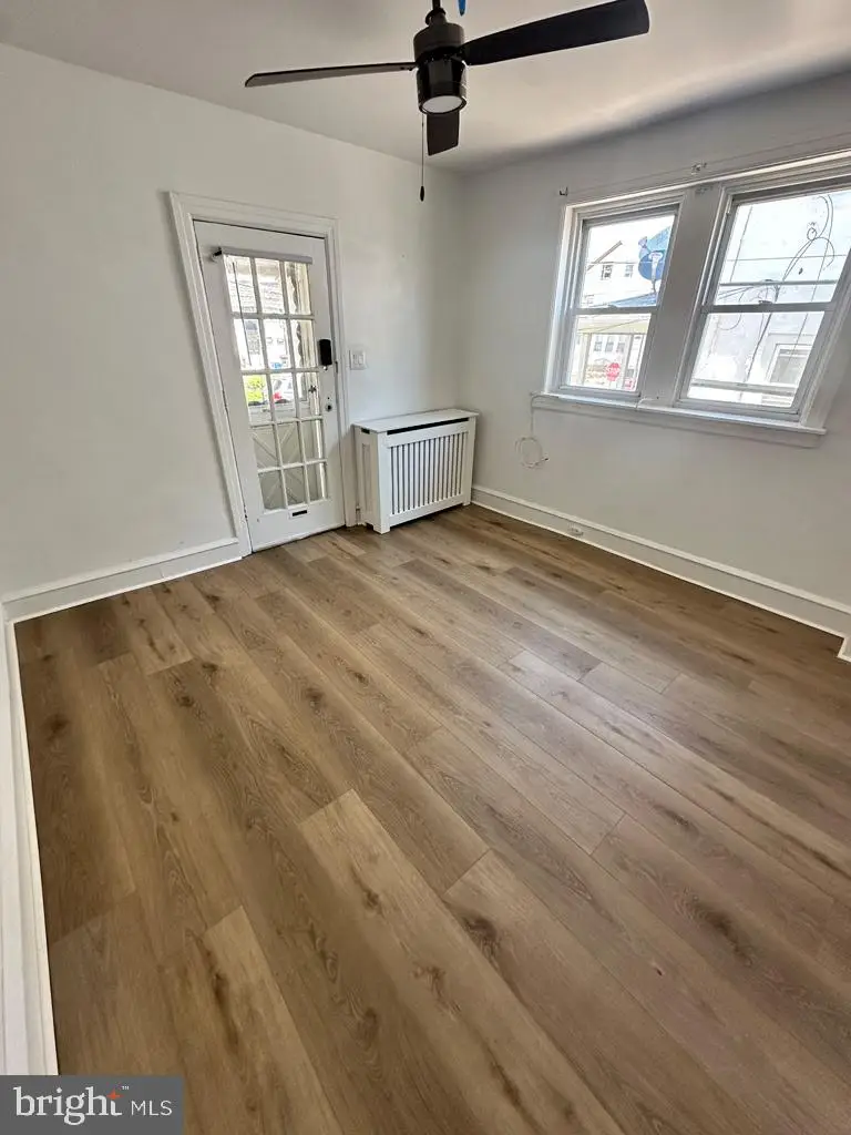 205 Berbro Ave, Upper Darby, PA 19082 - #3