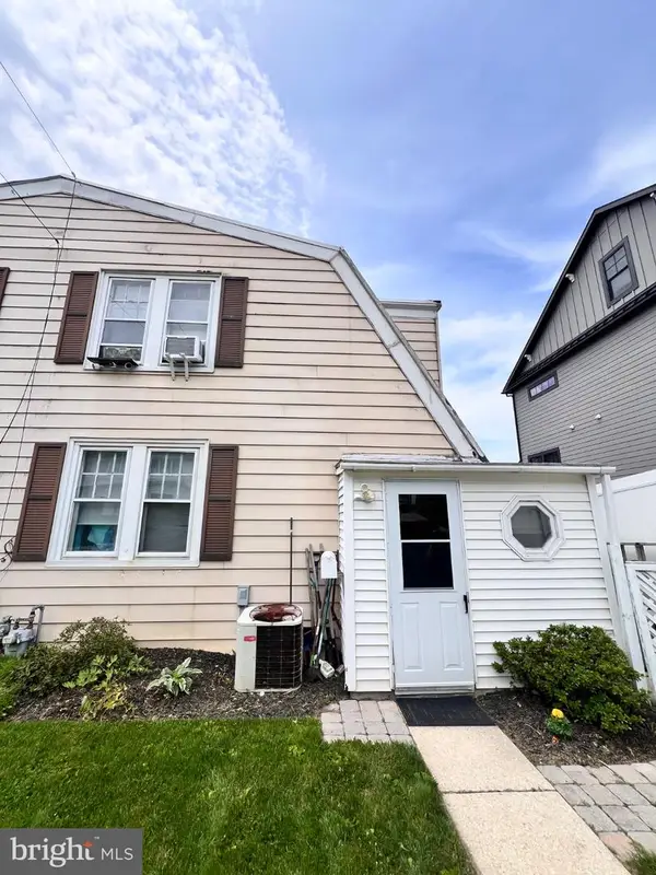 202 N Aberdeen Ave, WAYNE, PA 19087