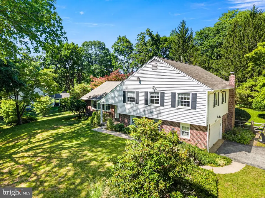 416 Yorkshire Rd, Bryn Mawr, PA 19010 - #2