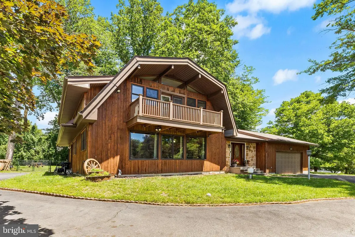 2 Fox Run, Garnet Valley, PA 19060 - #1