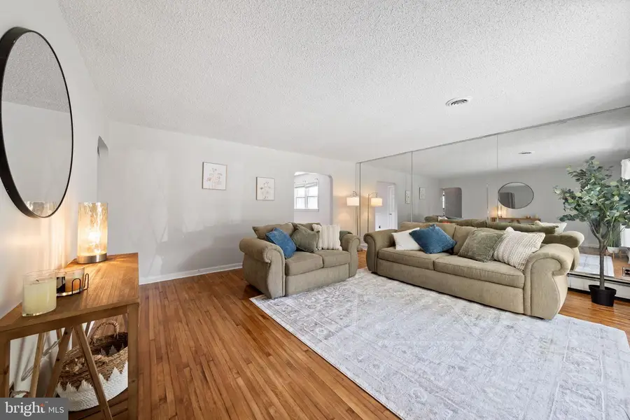 920 Belmont Ave, Secane, PA 19018 - #3