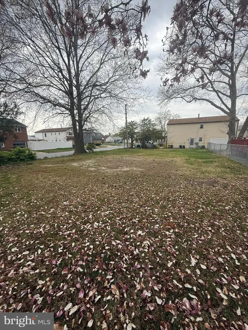 301 Taylor Ave, Essington, PA 19029 - #2
