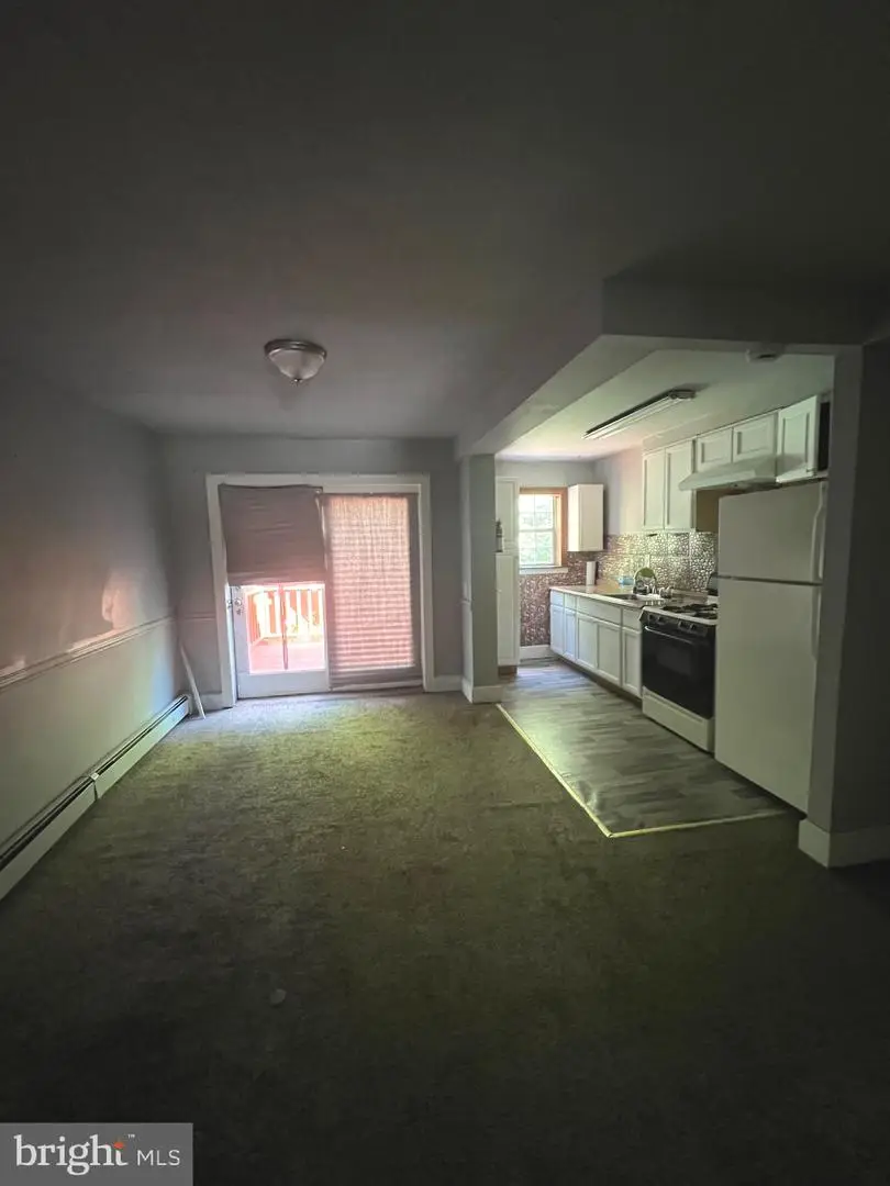 310 W 15th St, Chester, PA 19013 - #3
